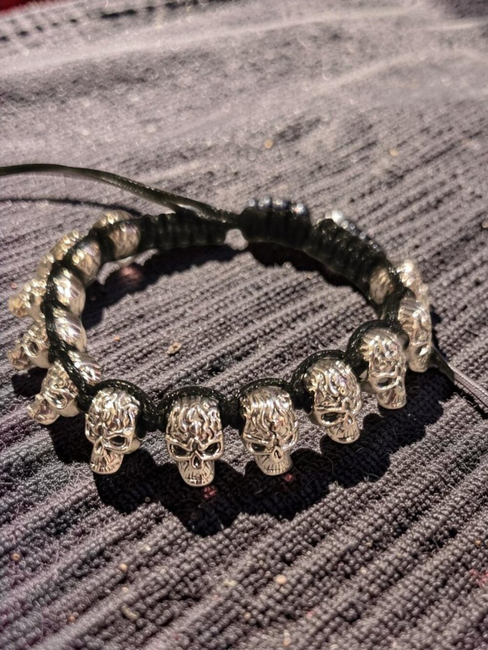 Skulls silver and black Bracelet~ adjustable